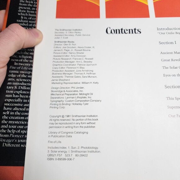 Fire Of Life: The Smithsonian Book Of The Sun 1981 Hardcover Vintage - Picture 4 of 7